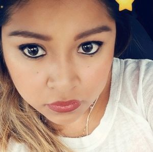 Meet your Posher, Marisela